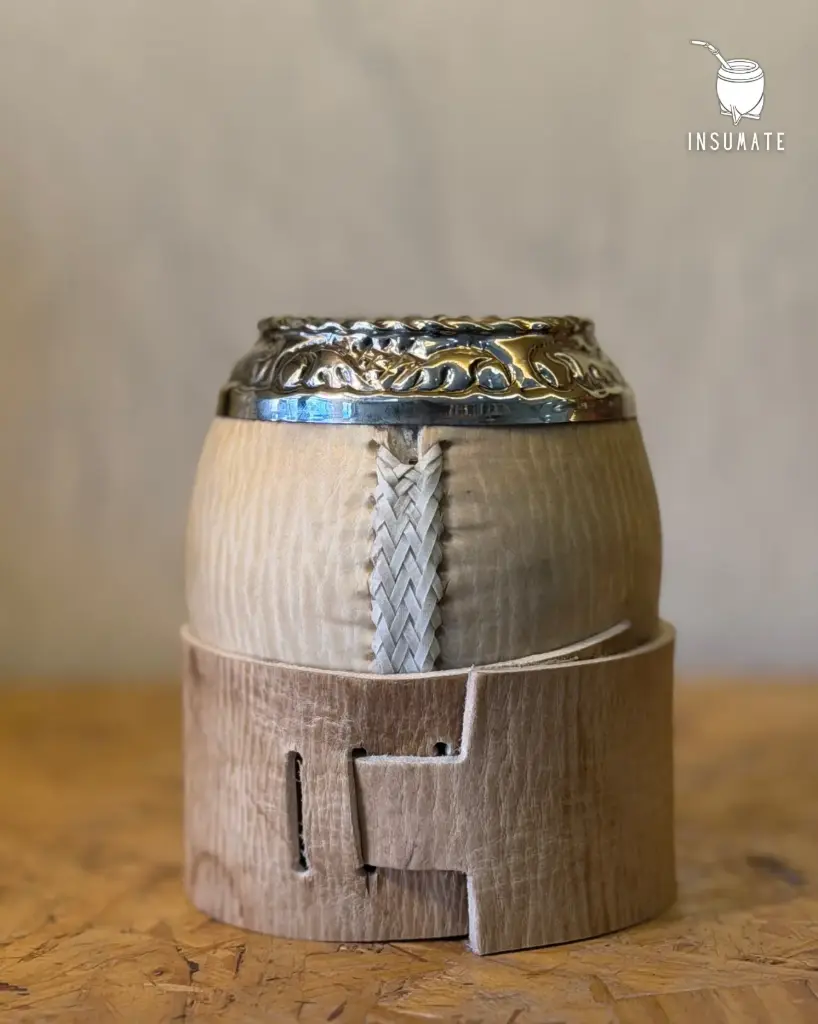 Torpedo crudo tejido con base 