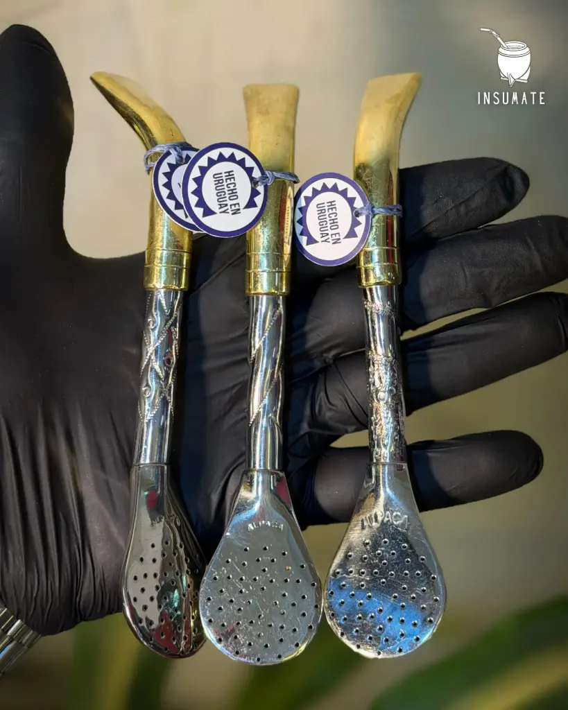 Bombillon Pico de loro uruguayo