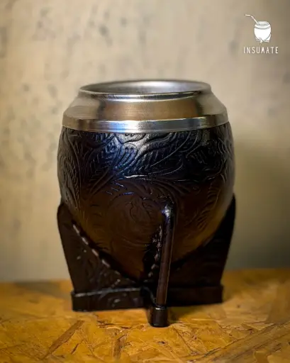 Torpedo cuero trabajado virola de acero uruguayo